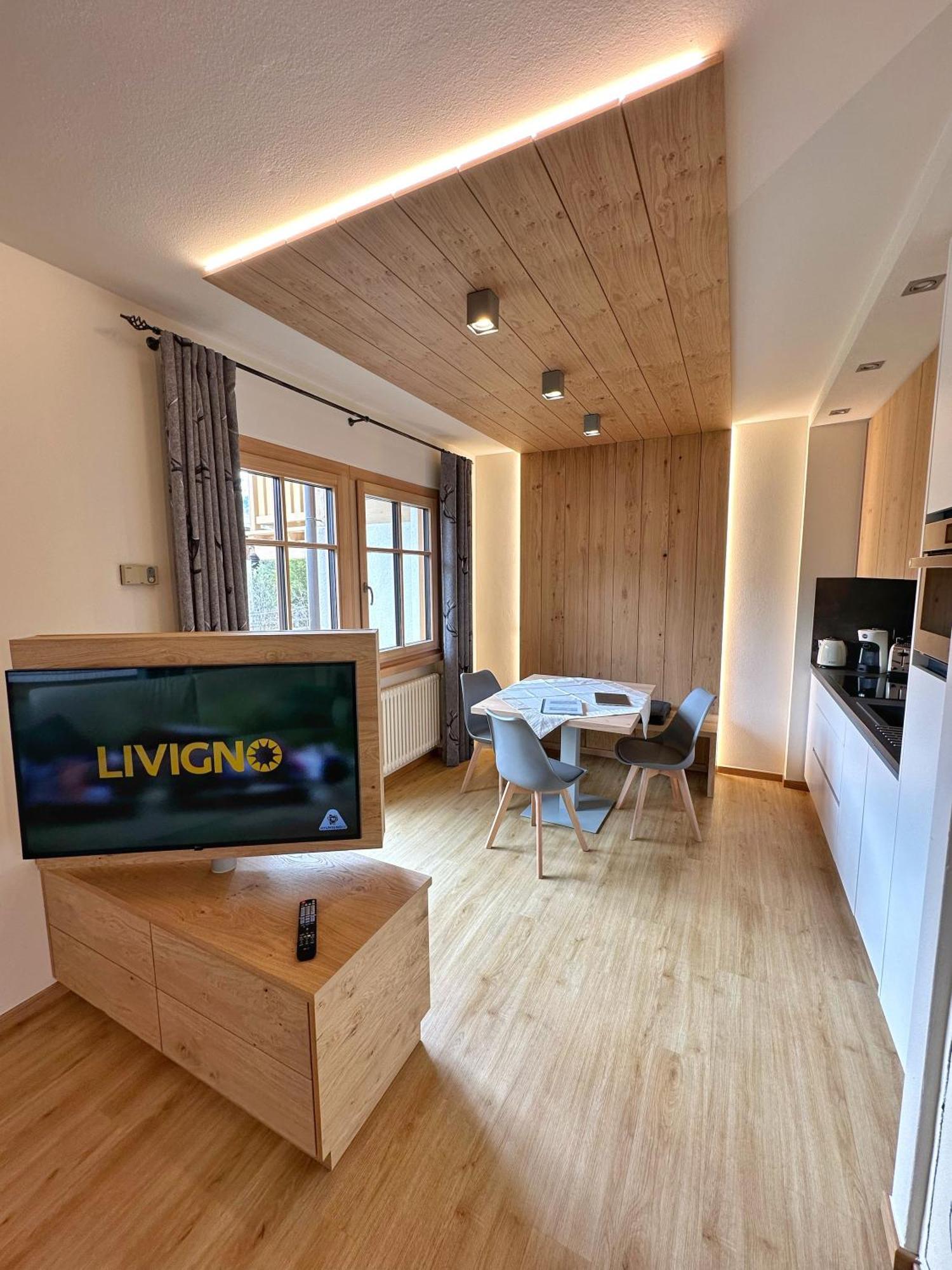 Chalet Monteneve Appartamento Verde Livigno Luaran gambar